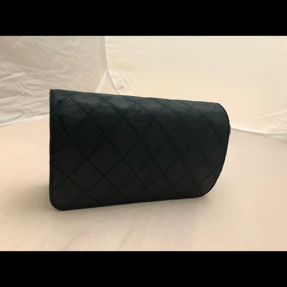 🔥CHANEL Clutch w/COA🔥 - Picture 3 of 6